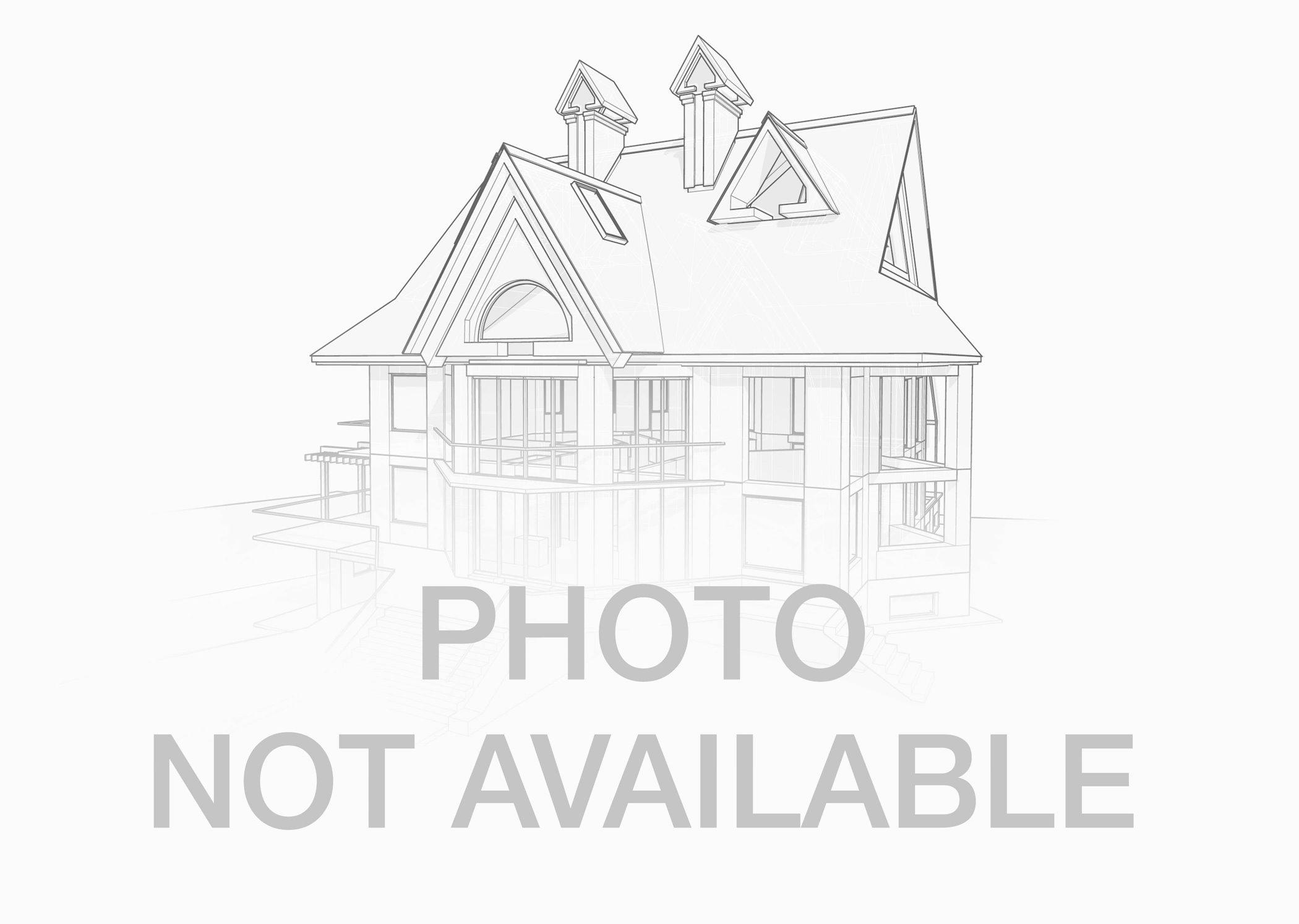 8621 W 167th Place 